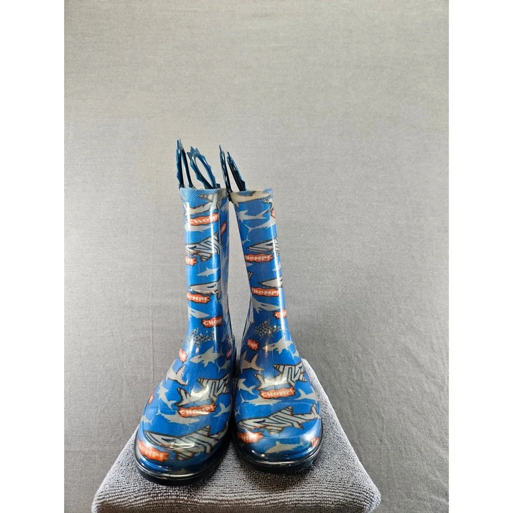 Shark Chomp Print Blue Rubber Rain Boots Kids Size 13/1 Waterproof  (sku 131)
